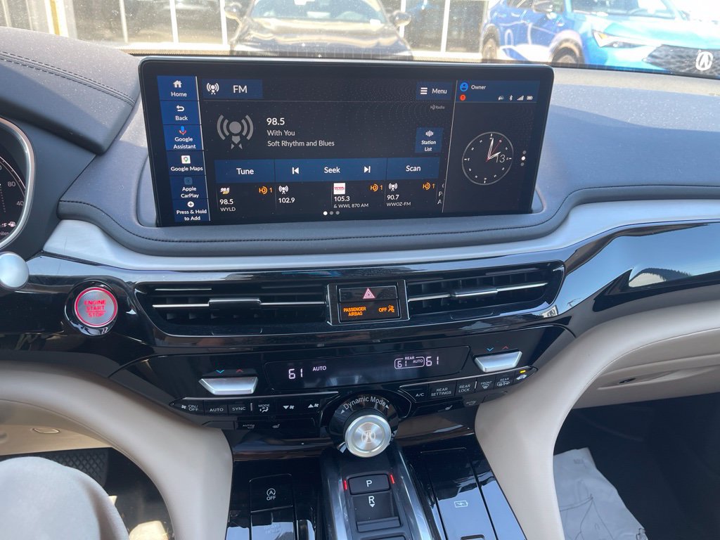 Used 2025 Acura MDX w/ Technology Package AWD/4WD image 9
