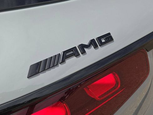 Used 2025 Mercedes-Benz GLS 63 AMG 4MATIC image 13