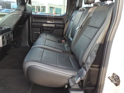 Used 2019 Ford F150 Raptor w/ Equipment Group 802A Luxury image 36