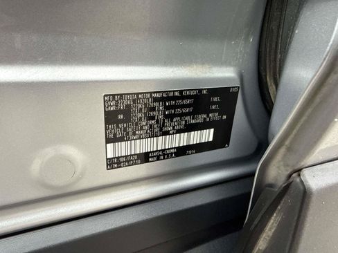 Used 2025 Toyota RAV4 XLE AWD/4WD image 28