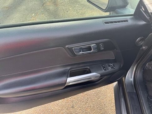 Used 2016 Ford Mustang Coupe w/ Ecoboost Performance Package image 7