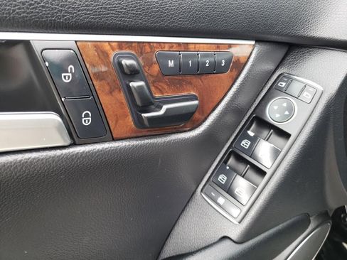 Used 2013 Mercedes-Benz C 300 4MATIC Sedan image 18