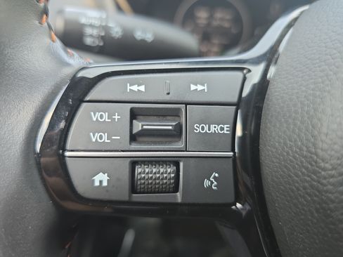 Used 2024 Honda HR-V Sport image 16