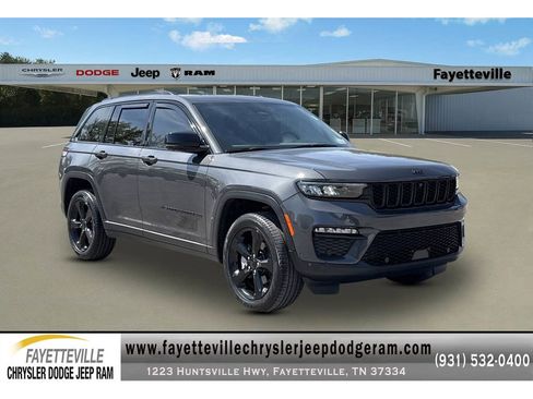 Used 2025 Jeep Grand Cherokee Limited w/ Luxury Tech Group II image 1