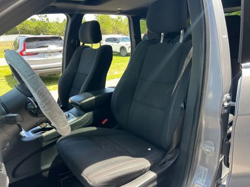 Used 2016 Jeep Grand Cherokee Laredo 75th Anniversary AWD/4WD image 8