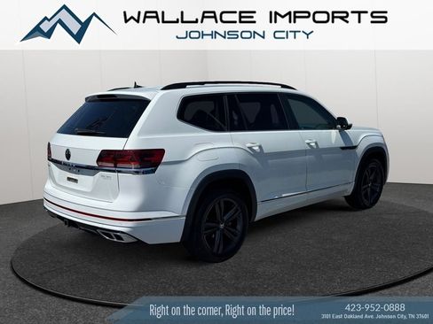 Used 2021 Volkswagen Atlas SE w/ Panoramic Sunroof Package FWD image 5