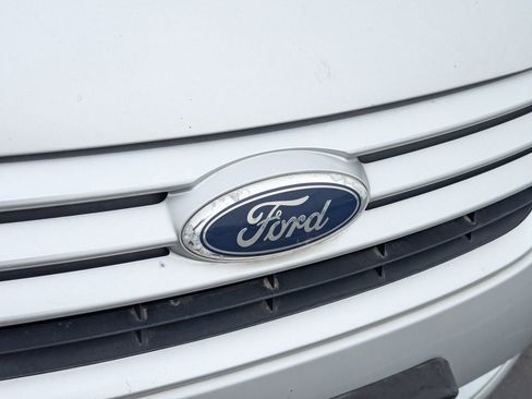 Used 2011 Ford Fiesta S image 11