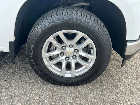 Used 2020 Chevrolet Silverado 1500 LT w/ Convenience Package AWD/4WD image 21