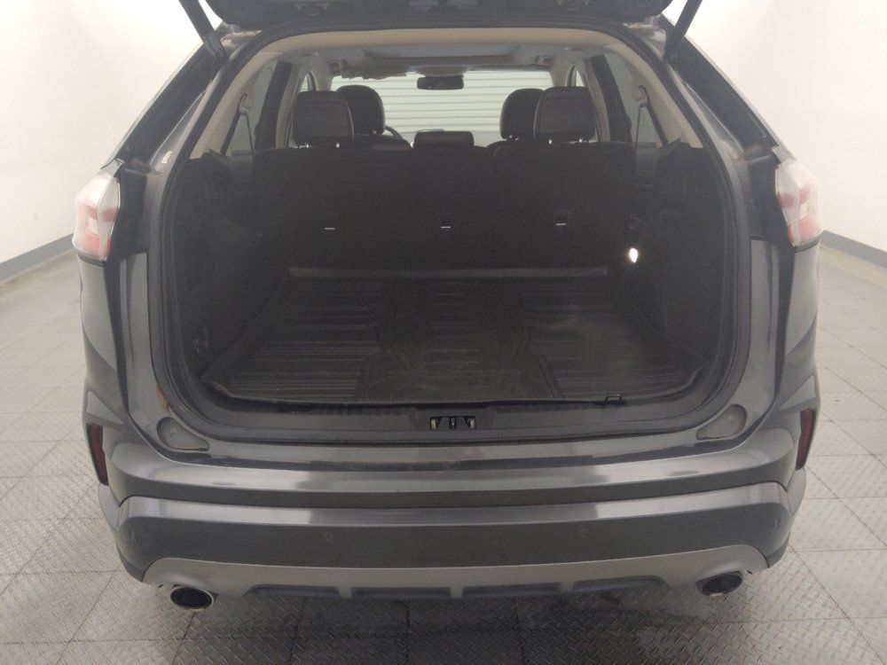 Used 2019 Ford Edge Titanium w/ Equipment Group 301A FWD image 29