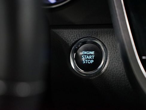 Certified 2024 Toyota Camry SE image 23