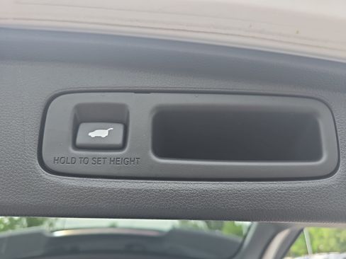 Used 2023 Honda CR-V EX-L image 13