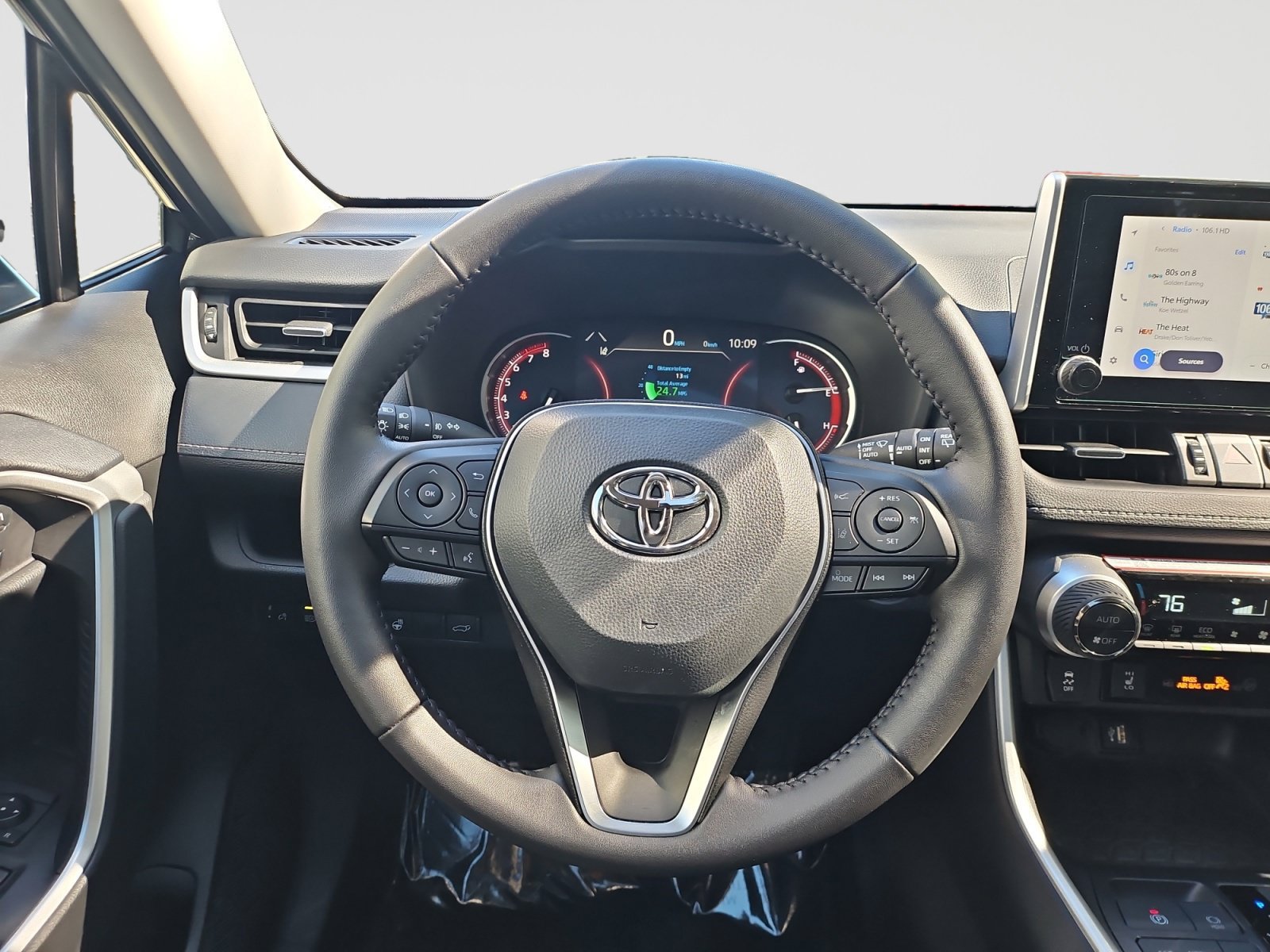Used 2025 Toyota RAV4 XLE Premium w/ Weather Package AWD/4WD image 44