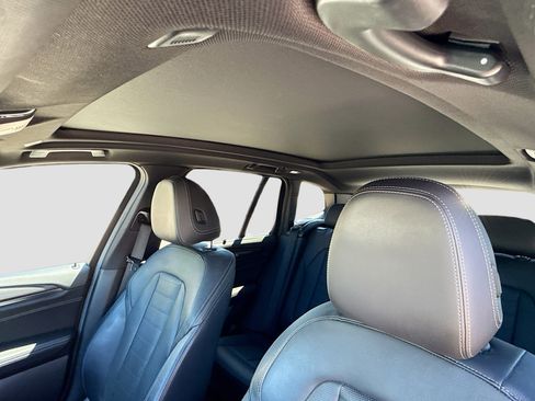 Used 2022 BMW X3 xDrive30i w/ M Sport Package image 26