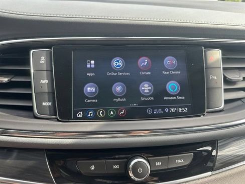 Used 2021 Buick Enclave Essence w/ Sound and Sites Package AWD/4WD image 27