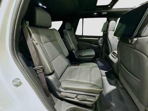 Used 2025 Cadillac Escalade Premium Luxury w/ Touring Package RWD image 31