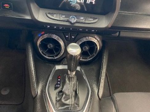 Used 2018 Chevrolet Camaro LT w/ Technology Package image 19