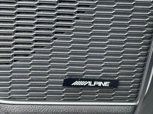 Used 2021 Jeep Grand Cherokee L Limited w/ Luxury Tech Group II image 23