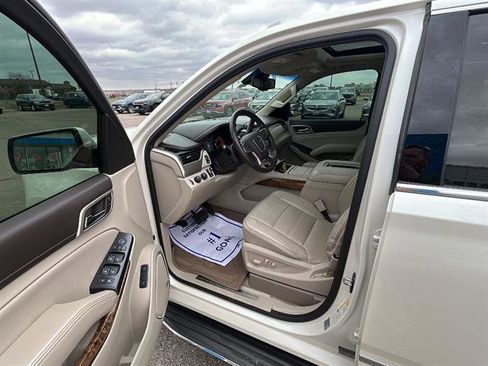 Used 2015 GMC Yukon Denali w/ Open Road Package AWD/4WD image 16