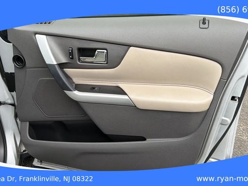 Used 2013 Ford Edge SE image 18