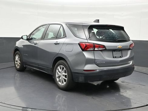 Used 2024 Chevrolet Equinox LS FWD image 3