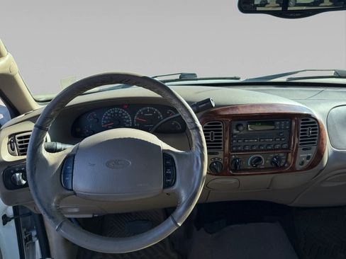 Used 2001 Ford F150 Lariat image 10