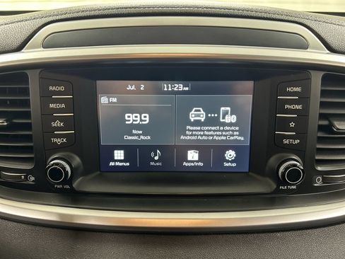 Used 2019 Kia Sorento AWD image 14