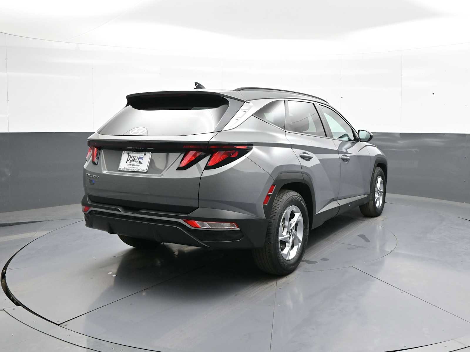 Used 2024 Hyundai Tucson SEL FWD image 5