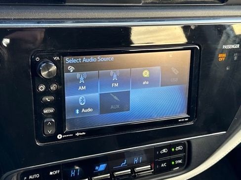 Used 2018 Toyota Corolla iM image 20