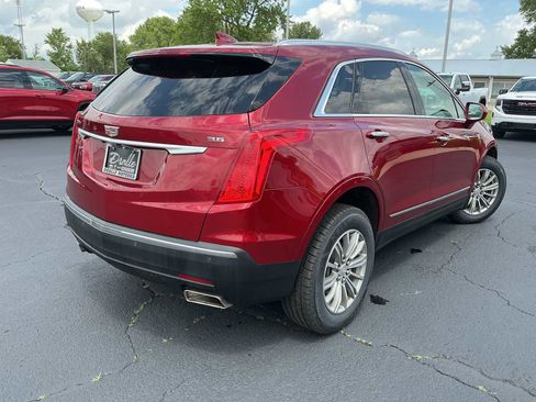 Used 2019 Cadillac XT5 Luxury FWD image 4