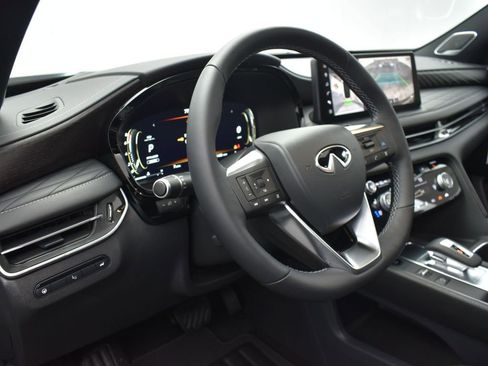 Used 2026 INFINITI QX60 Autograph w/ Dark Cargo Package image 12