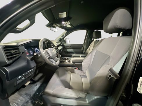 Used 2025 Toyota Tundra SR5 AWD/4WD image 14