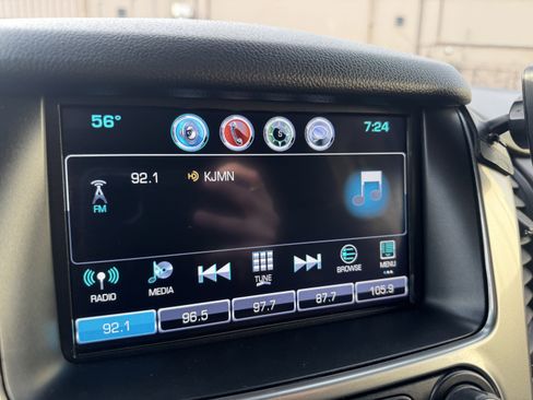 Used 2020 Chevrolet Tahoe LS w/ Enhanced Driver Alert Package image 26