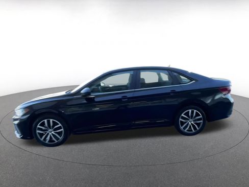 Used 2025 Volkswagen Jetta SE image 7