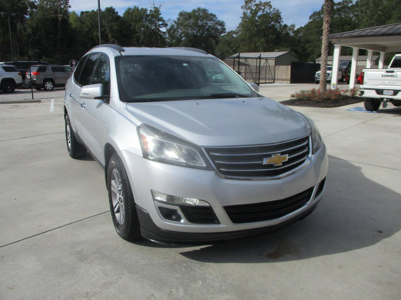 Used 2016 Chevrolet Traverse LT FWD image 19