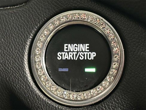 Used 2022 Chevrolet Equinox LT image 28