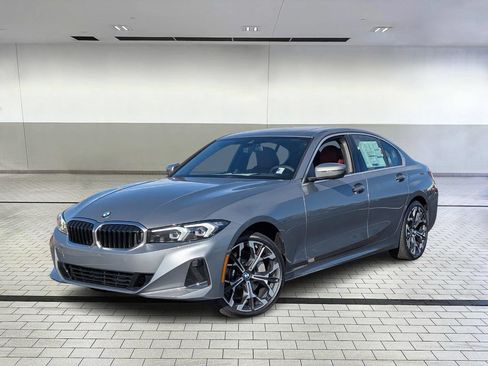 Used 2026 BMW 330i xDrive Sedan w/ Premium Package AWD/4WD image 2