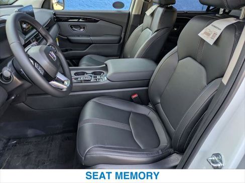 New 2025 Honda Pilot Touring image 20