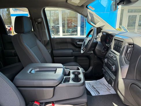 Used 2024 Chevrolet Silverado 1500 Custom AWD/4WD image 34