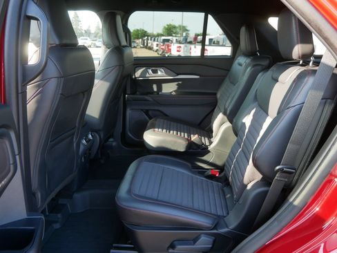 Certified 2025 Ford Explorer ST-Line AWD/4WD image 16
