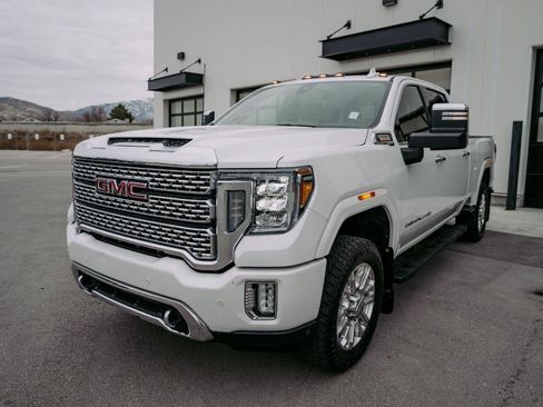 Used 2020 GMC Sierra 2500 Denali w/ Gooseneck/5TH Wheel Package image 3