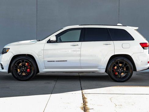 Used 2017 Jeep Grand Cherokee SRT image 12