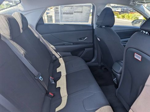 New 2026 Hyundai Elantra SE FWD image 30