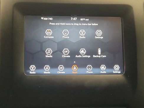 Used 2019 Jeep Cherokee Latitude w/ Popular Appearance Group FWD image 25