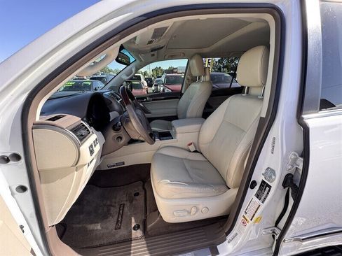 Used 2014 Lexus GX 460 Luxury AWD/4WD image 14