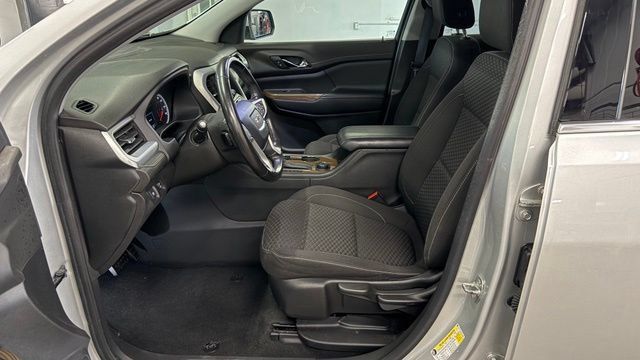 Used 2019 GMC Acadia SLE AWD/4WD image 16