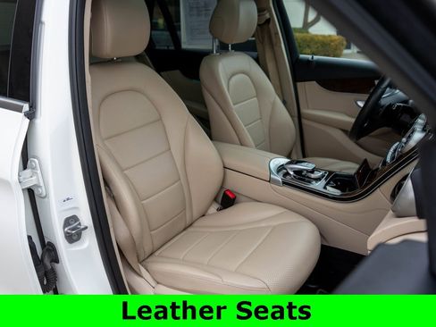Used 2017 Mercedes-Benz GLC 300 4MATIC image 9