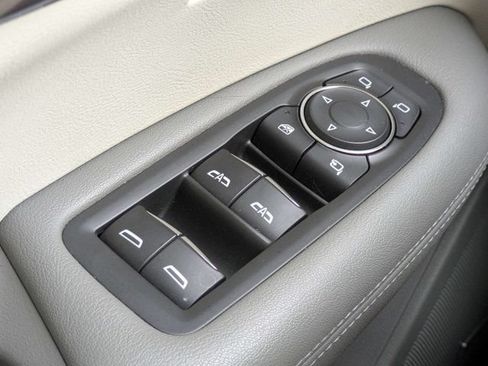 Used 2021 Cadillac XT6 Premium Luxury w/ LPO, Floor Liner Package FWD image 25