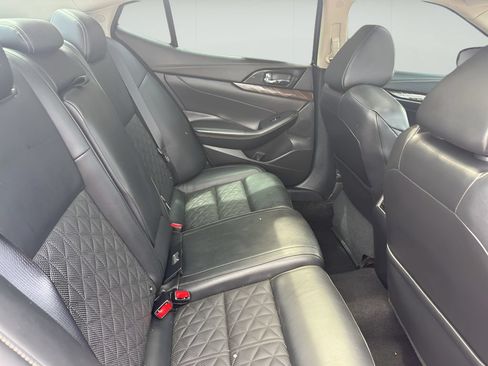 Used 2017 Nissan Maxima Platinum FWD image 15