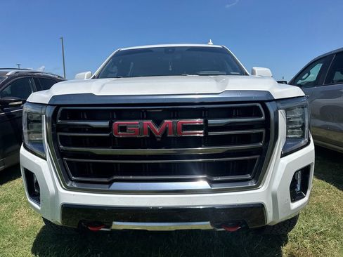 Used 2021 GMC Yukon AT4 w/ AT4 Premium Package AWD/4WD image 2