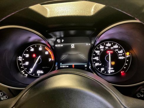 Used 2022 Alfa Romeo Stelvio Sprint image 24